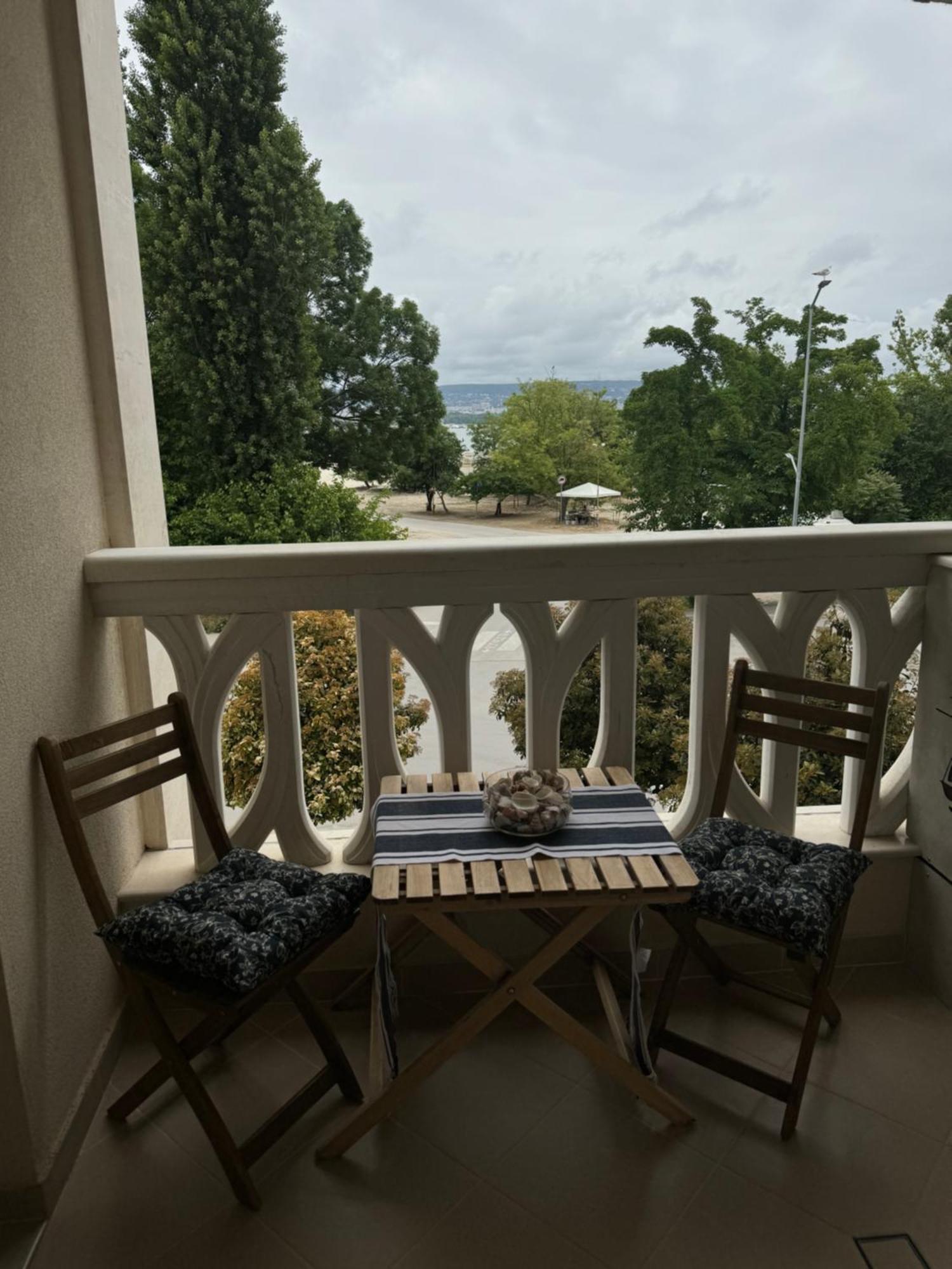 Elizi Summer House In Varna South Bay Beach Exterior foto